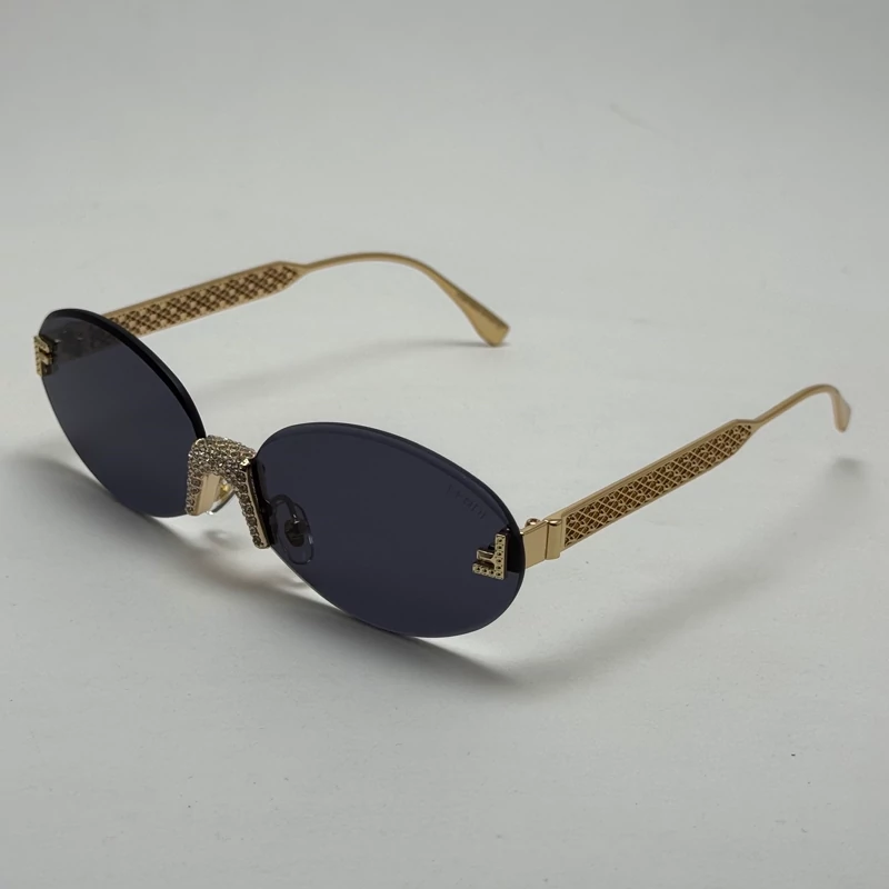 عینک آفتابی زنانه فندی Fendi فریم لس بیضی مدل Oval Frame Diamond Style نگین کاری شده کیفیت مستر مشکی طلایی